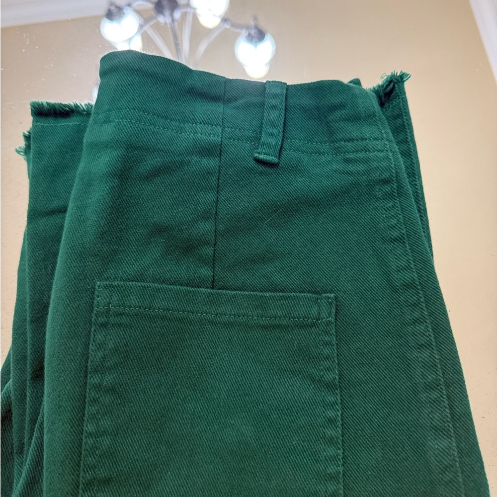Willow Tree Rich Green Garment